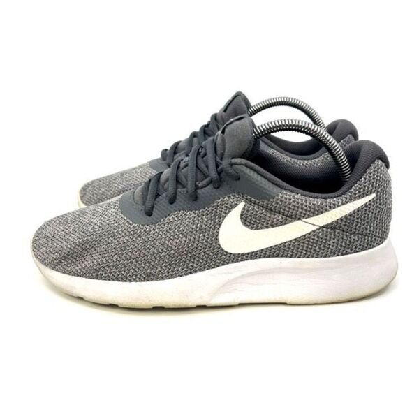 NIKE Tanjun se Womens 9 - Picture 2 of 9
